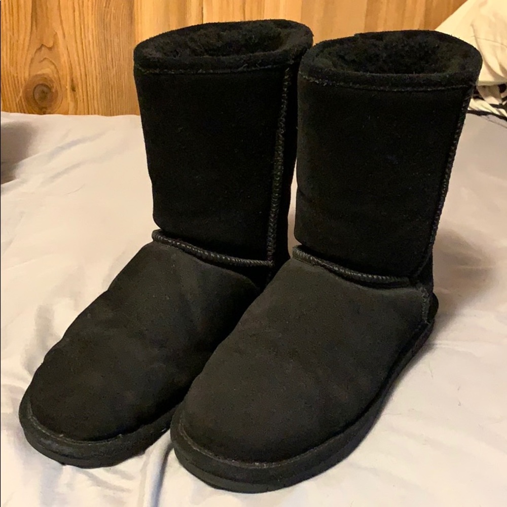 Bearpaw Emma Short Boots